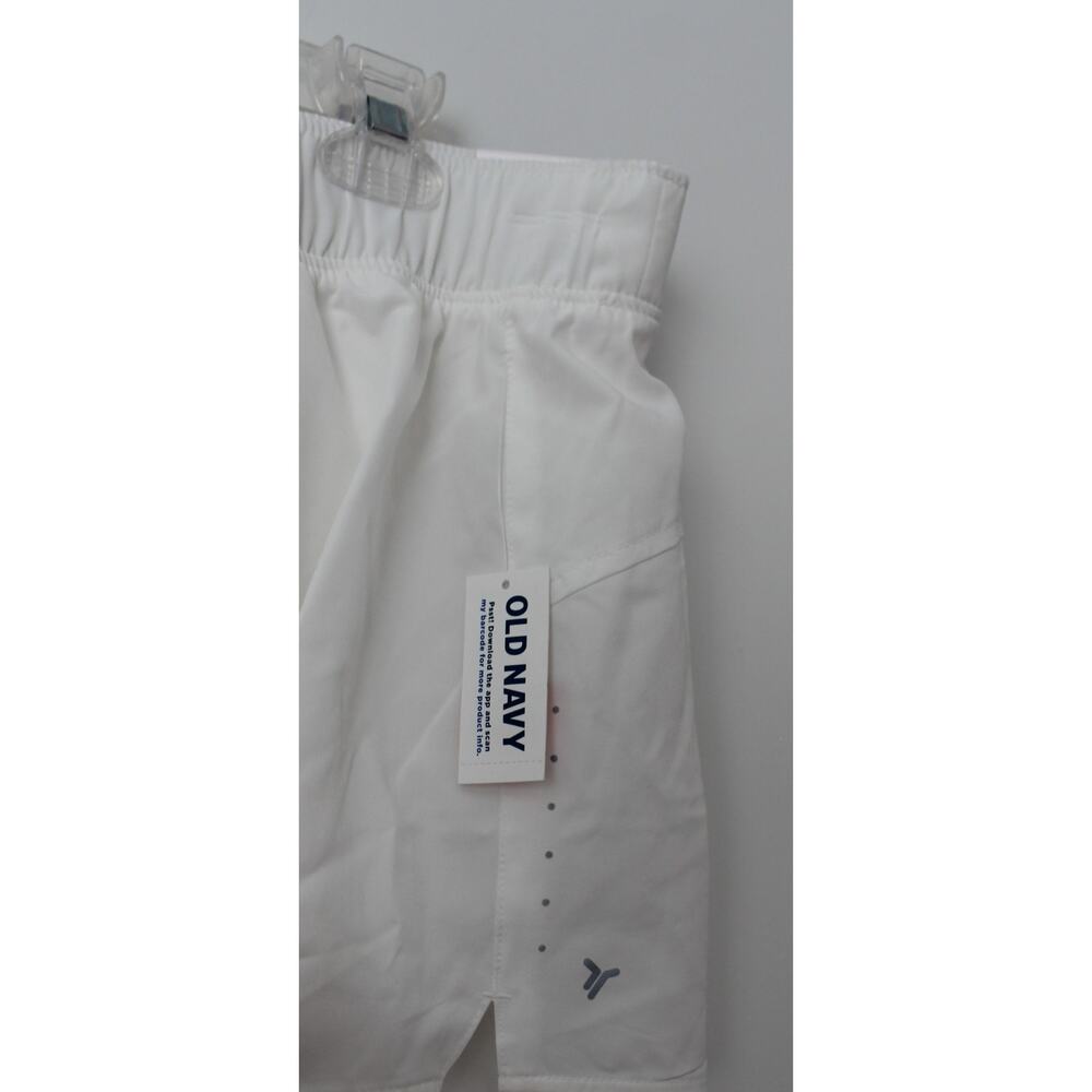 Old Navy Womens Mid-Rise StretchTech Run Shorts Magnolia Multisize NWT - Picture 5 of 5